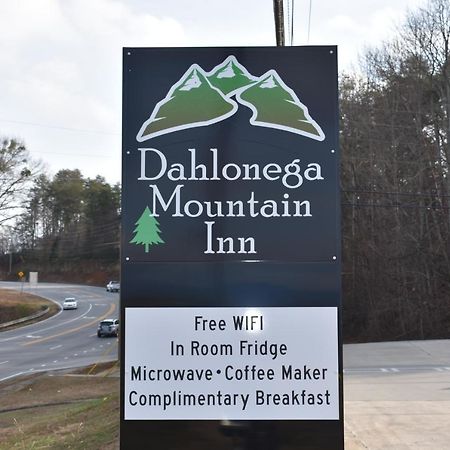 Dahlonega Mountain Inn Kültér fotó